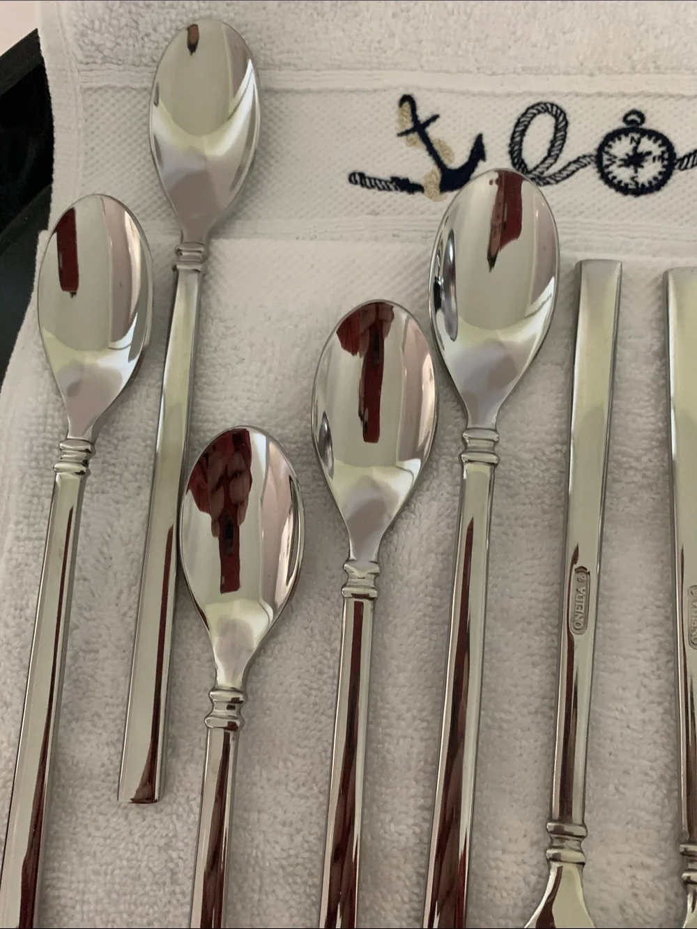 Oneida Shaker pattern Set of 12 Ice Tea Spoons SS NWOT